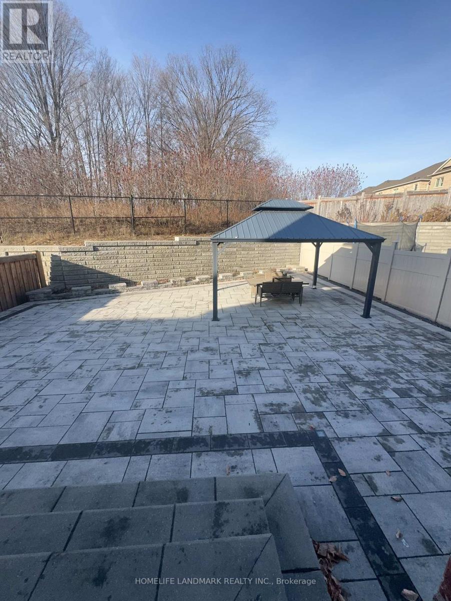 34 Manor Hampton Street, East Gwillimbury, Ontario  L9N 0P9 - Photo 27 - N12576034