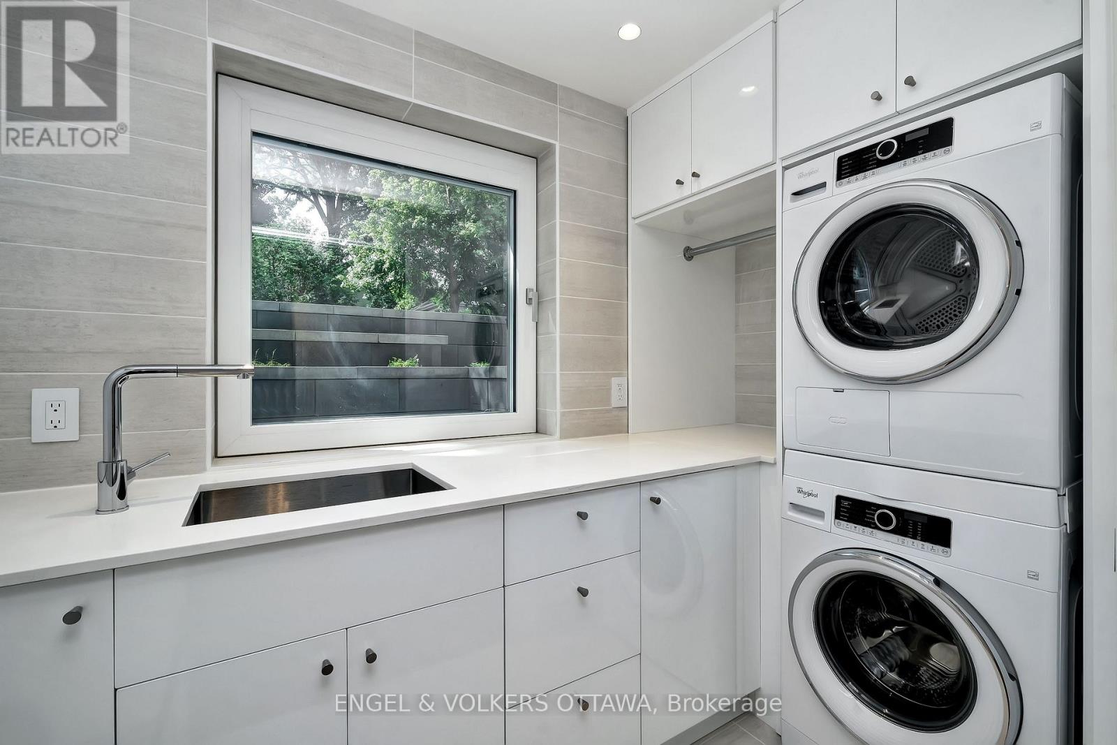 71 Clearview Avenue, Ottawa, Ontario  K1Y 2K7 - Photo 15 - X12576084