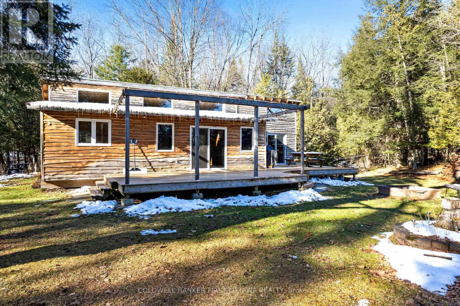 211 Meadow Lane Court, Tay Valley, Ontario  K0H 2B0 - Photo 10 - X12576120