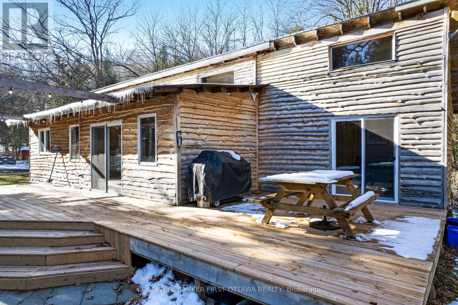 211 Meadow Lane Court, Tay Valley, Ontario  K0H 2B0 - Photo 13 - X12576120