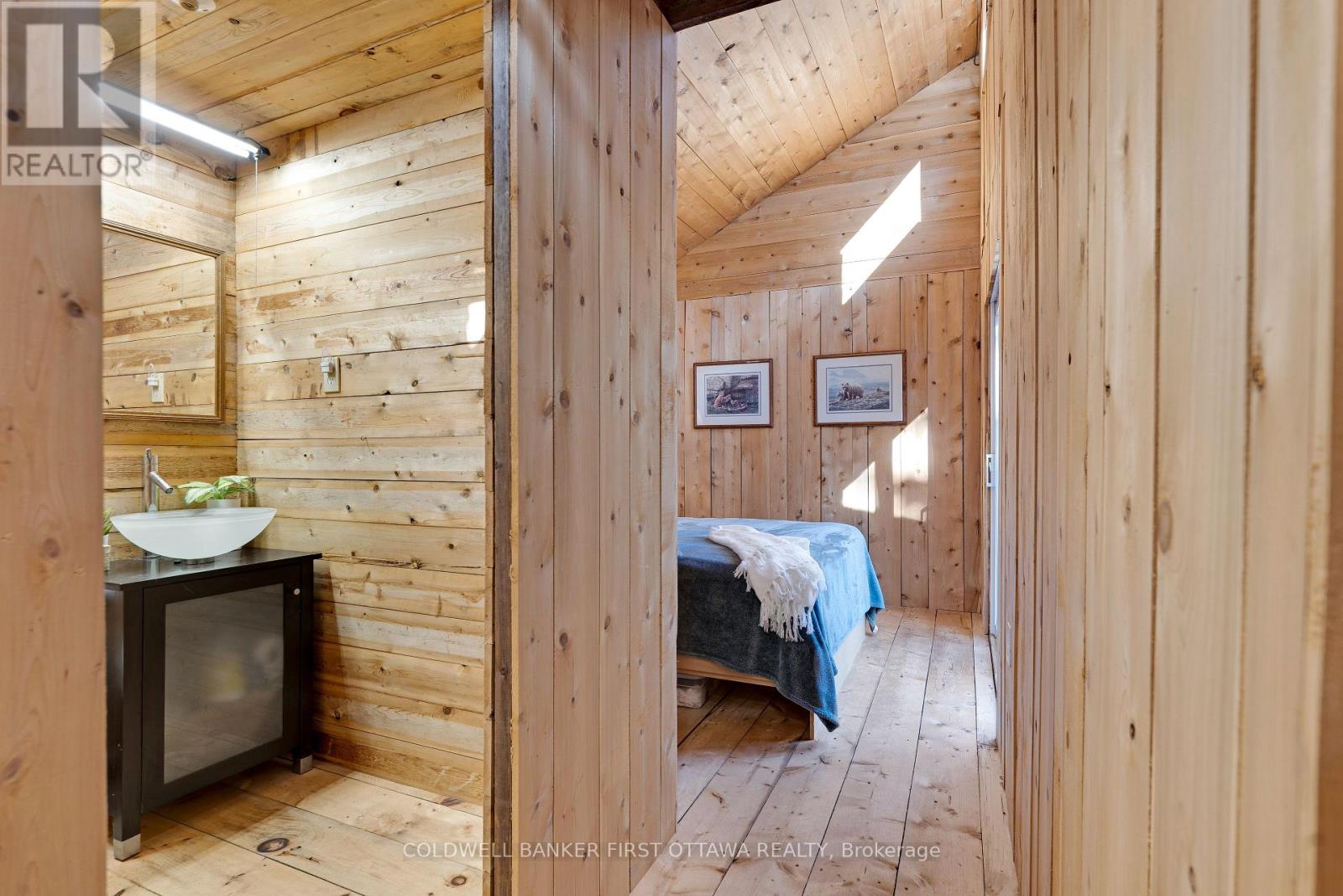 211 Meadow Lane Court, Tay Valley, Ontario  K0H 2B0 - Photo 36 - X12576120