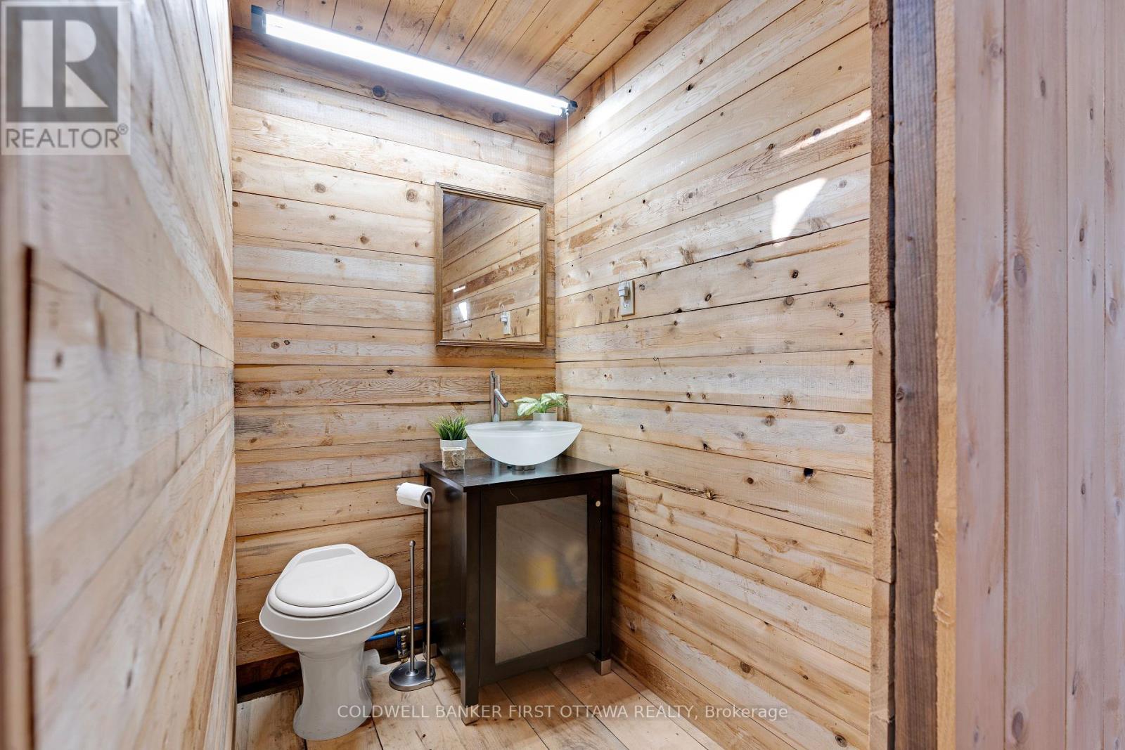 211 Meadow Lane Court, Tay Valley, Ontario  K0H 2B0 - Photo 37 - X12576120