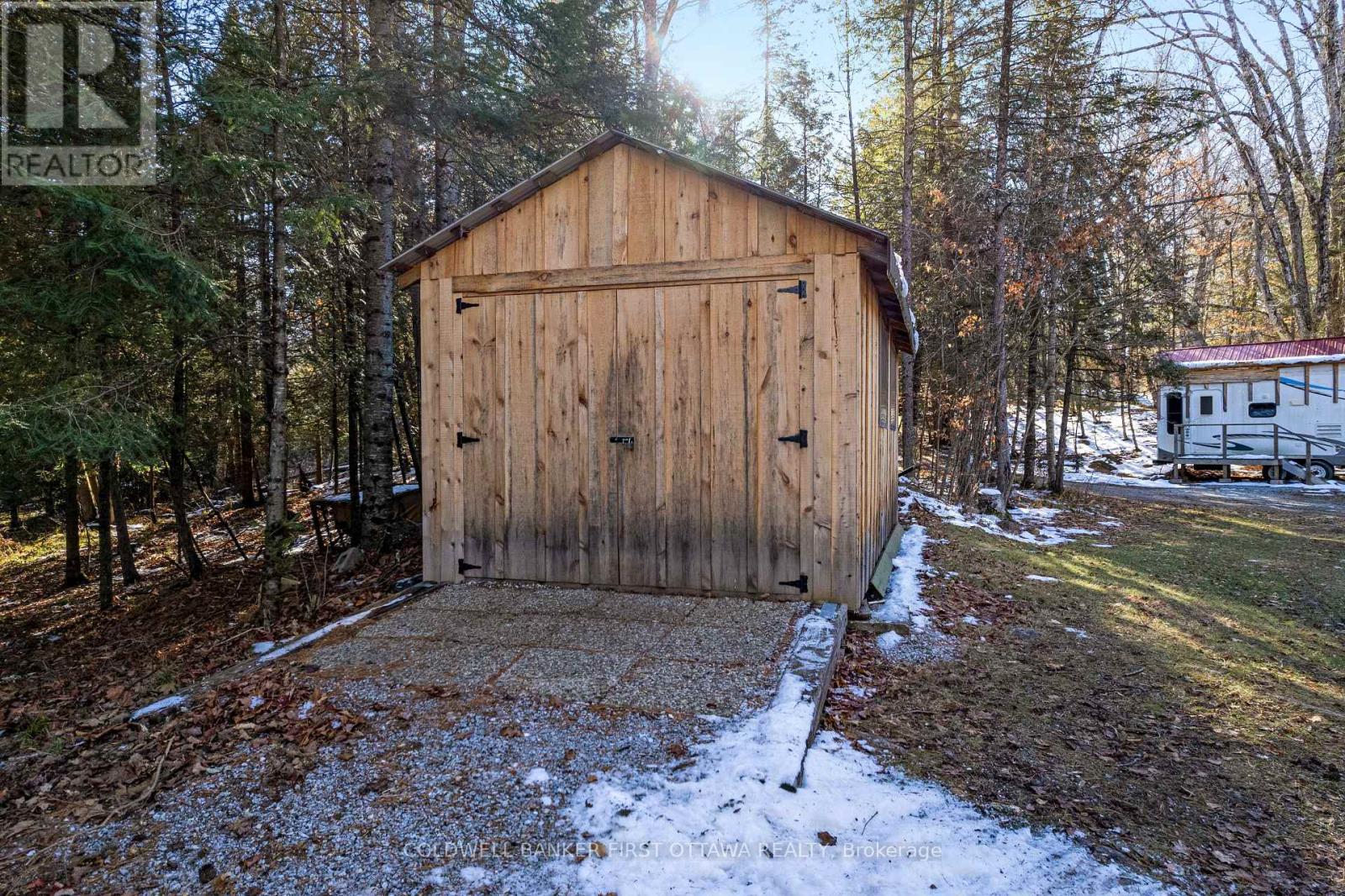 211 Meadow Lane Court, Tay Valley, Ontario  K0H 2B0 - Photo 4 - X12576120