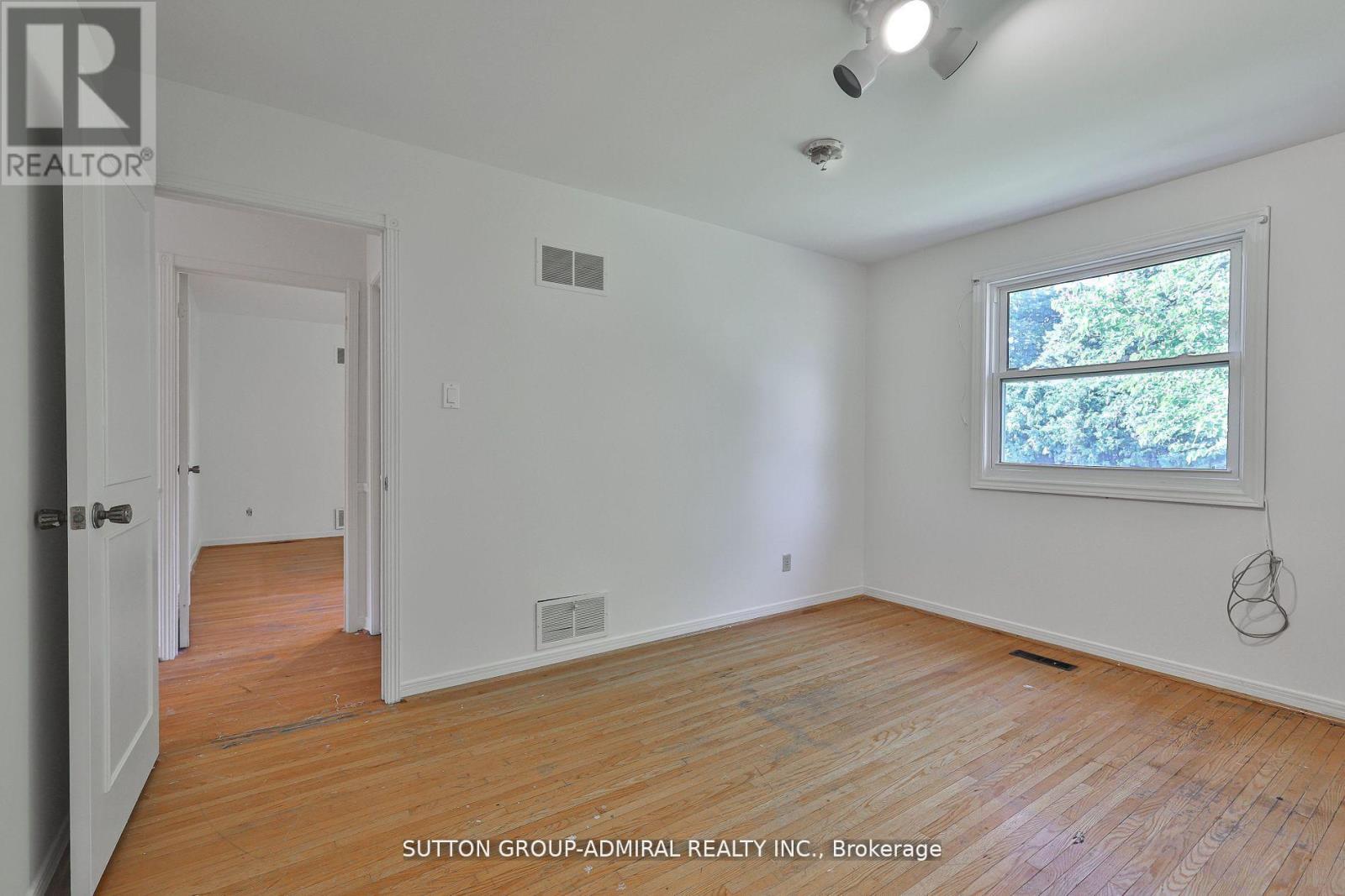 22 Cobblestone Drive, Markham, Ontario  L3T 4E4 - Photo 35 - N12554226