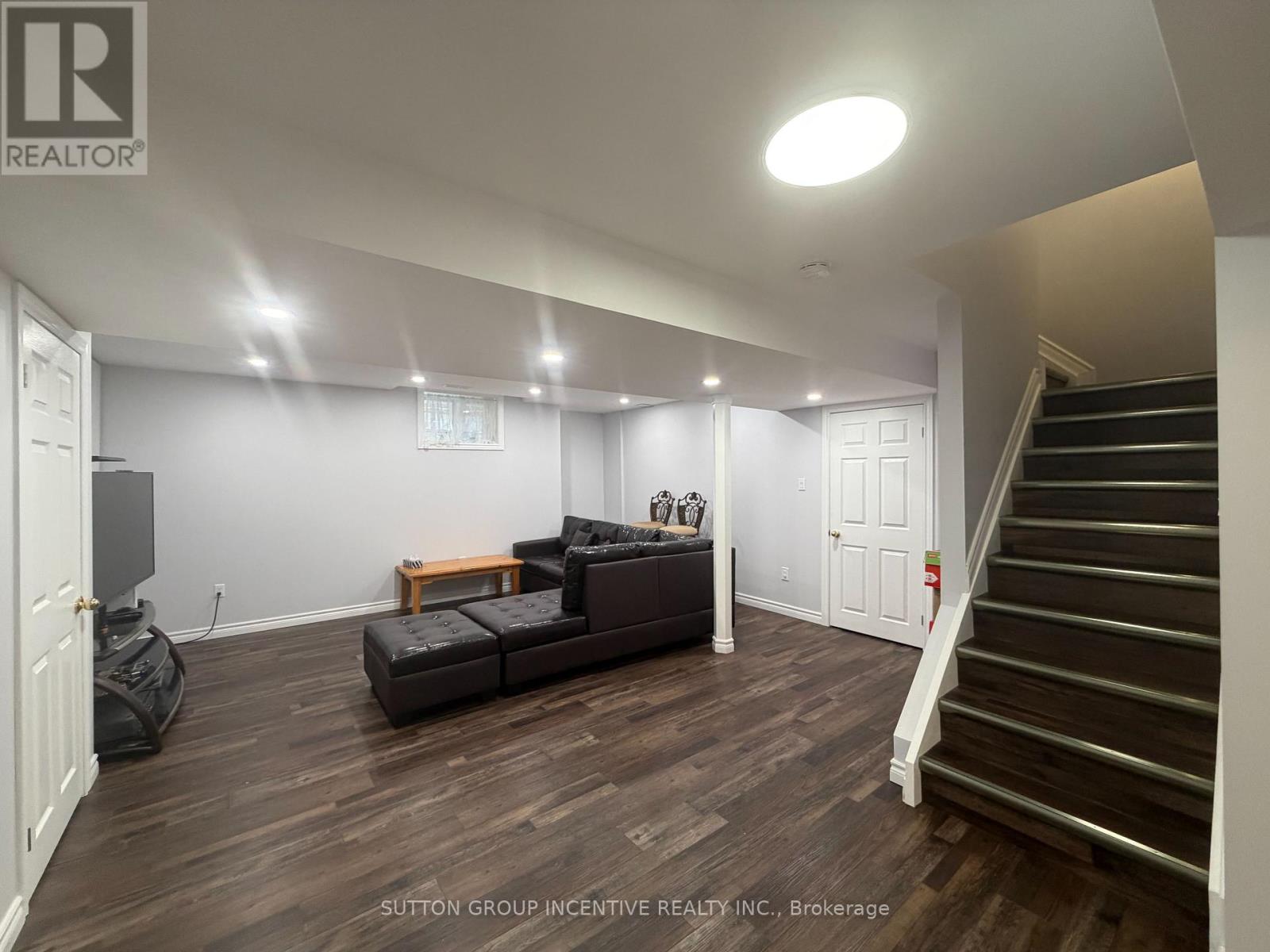 134 Raymond Crescent, Barrie (Painswick South), Ontario  L4N 0V7 - Photo 17 - S12575940