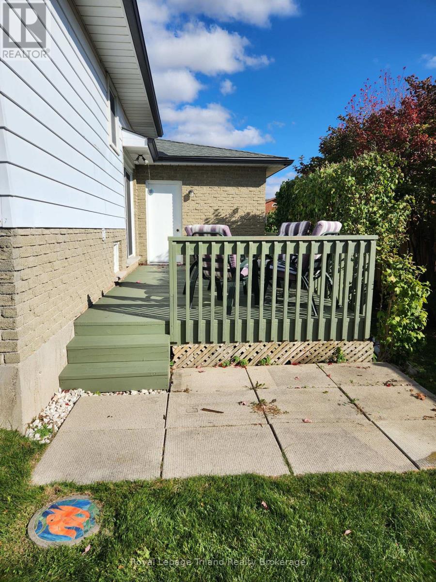 183 Diefenbaker Drive, Woodstock (Woodstock - North), Ontario  N4S 8K1 - Photo 13 - X12576130