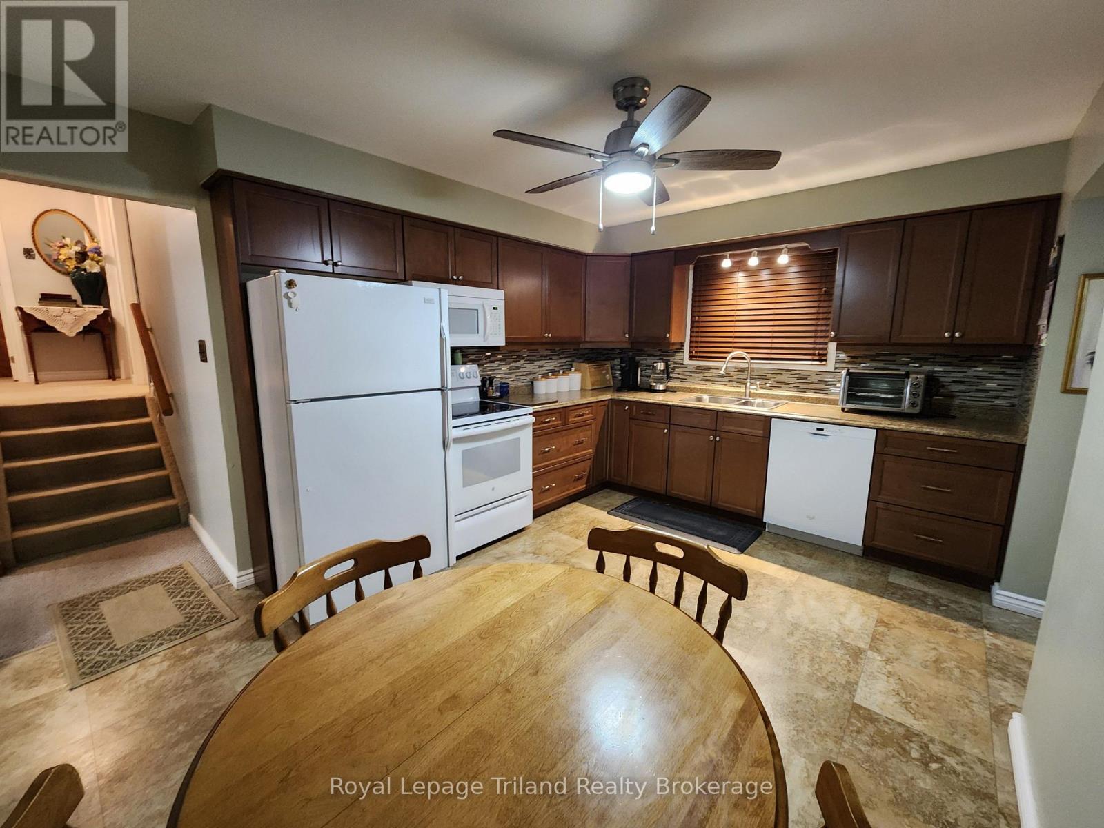 183 Diefenbaker Drive, Woodstock (Woodstock - North), Ontario  N4S 8K1 - Photo 22 - X12576130