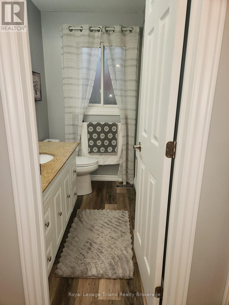 183 Diefenbaker Drive, Woodstock (Woodstock - North), Ontario  N4S 8K1 - Photo 29 - X12576130