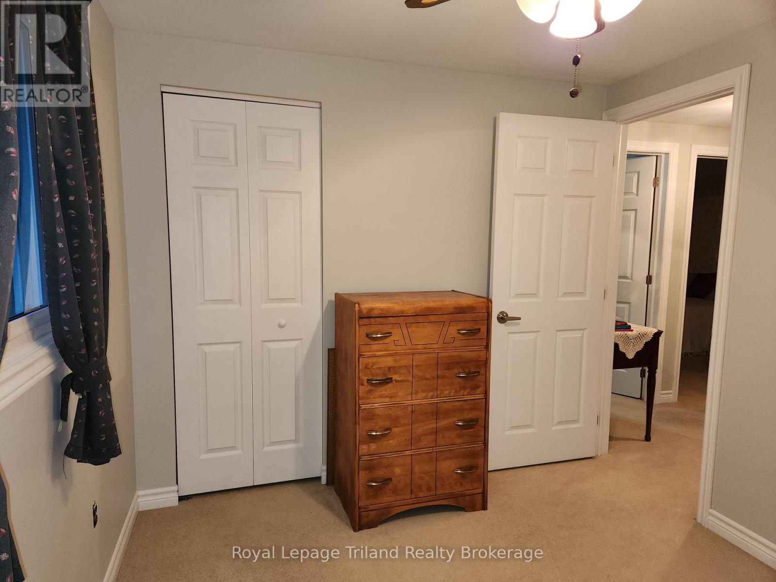 183 Diefenbaker Drive, Woodstock (Woodstock - North), Ontario  N4S 8K1 - Photo 32 - X12576130