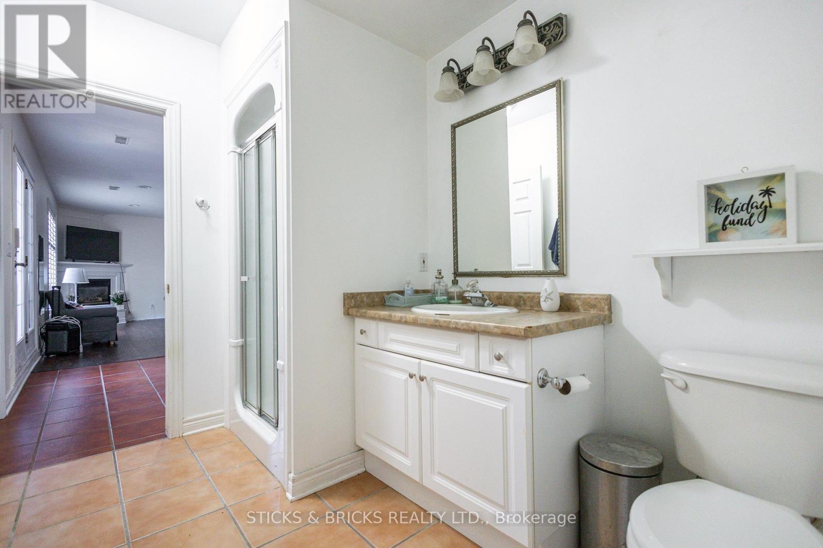 8207 Beaver Glen Drive, Niagara Falls, Ontario  L2H 3K5 - Photo 30 - X12576102