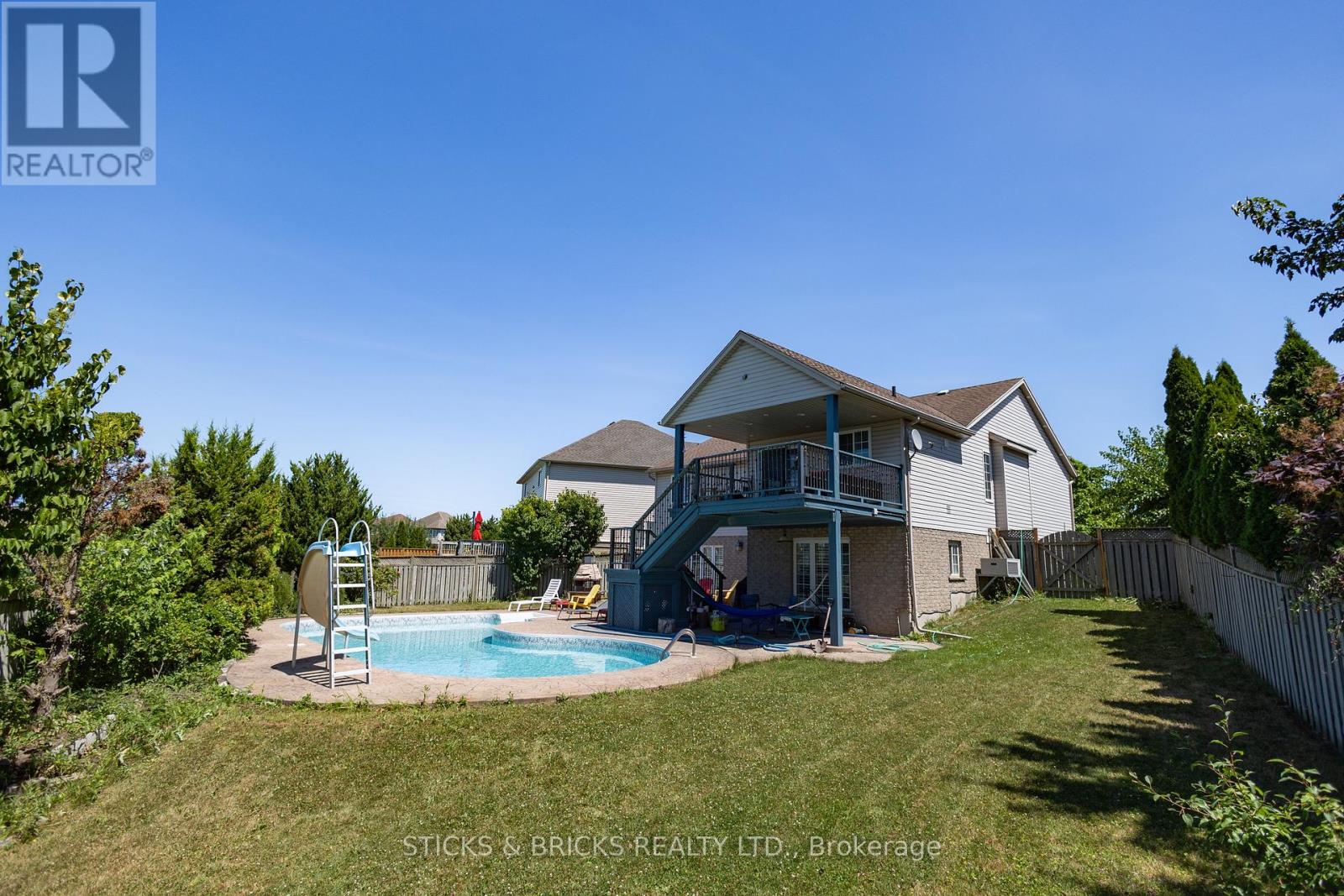 8207 Beaver Glen Drive, Niagara Falls, Ontario  L2H 3K5 - Photo 33 - X12576102