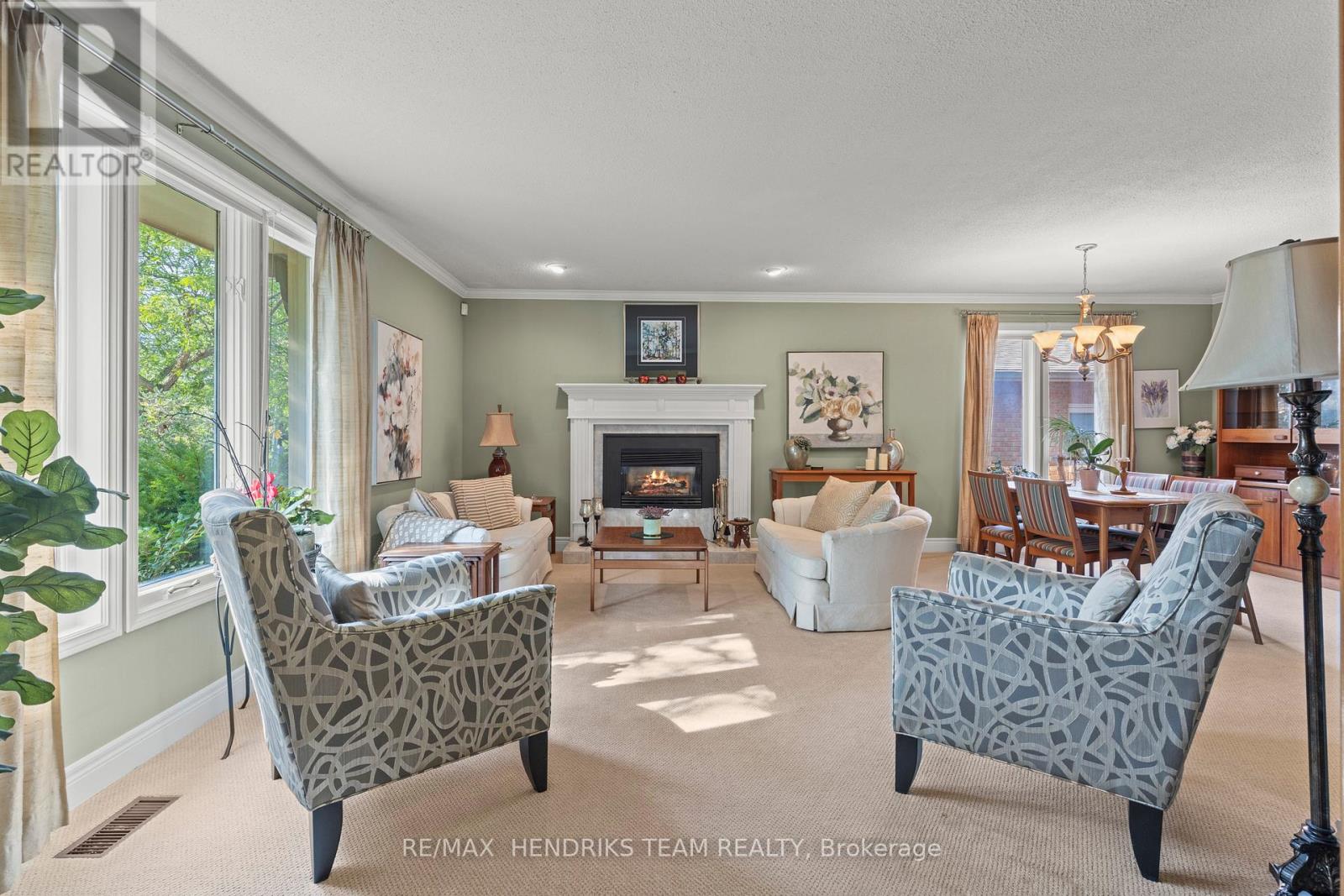 704 Vine Street, St. Catharines, Ontario  L2M 7L7 - Photo 7 - X12576264