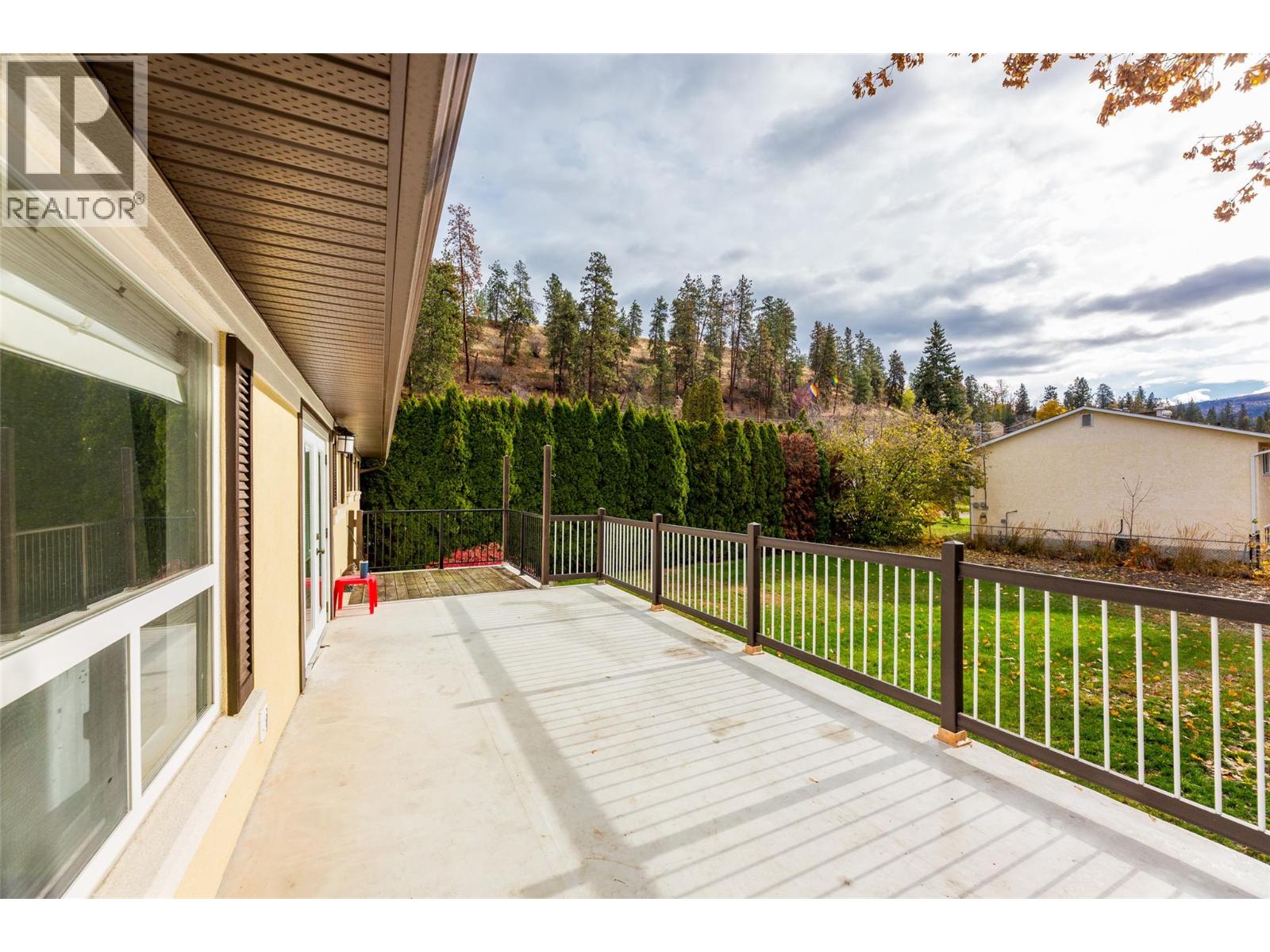1570 Pasadena Road, Kelowna, British Columbia  V1X 4P8 - Photo 15 - 10369936