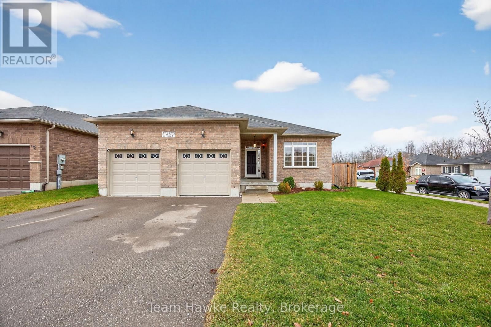 26 Sheppard Drive, Tay, Ontario  L0K 2A0 - Photo 2 - S12576042