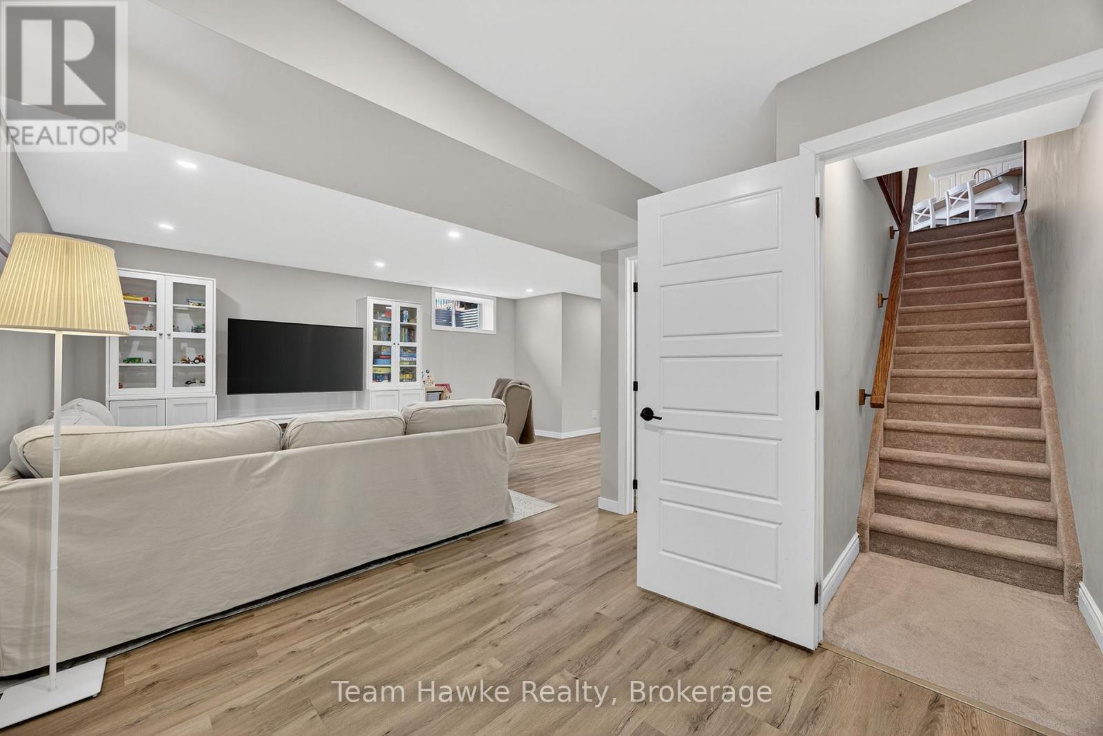 26 Sheppard Drive, Tay, Ontario  L0K 2A0 - Photo 32 - S12576042