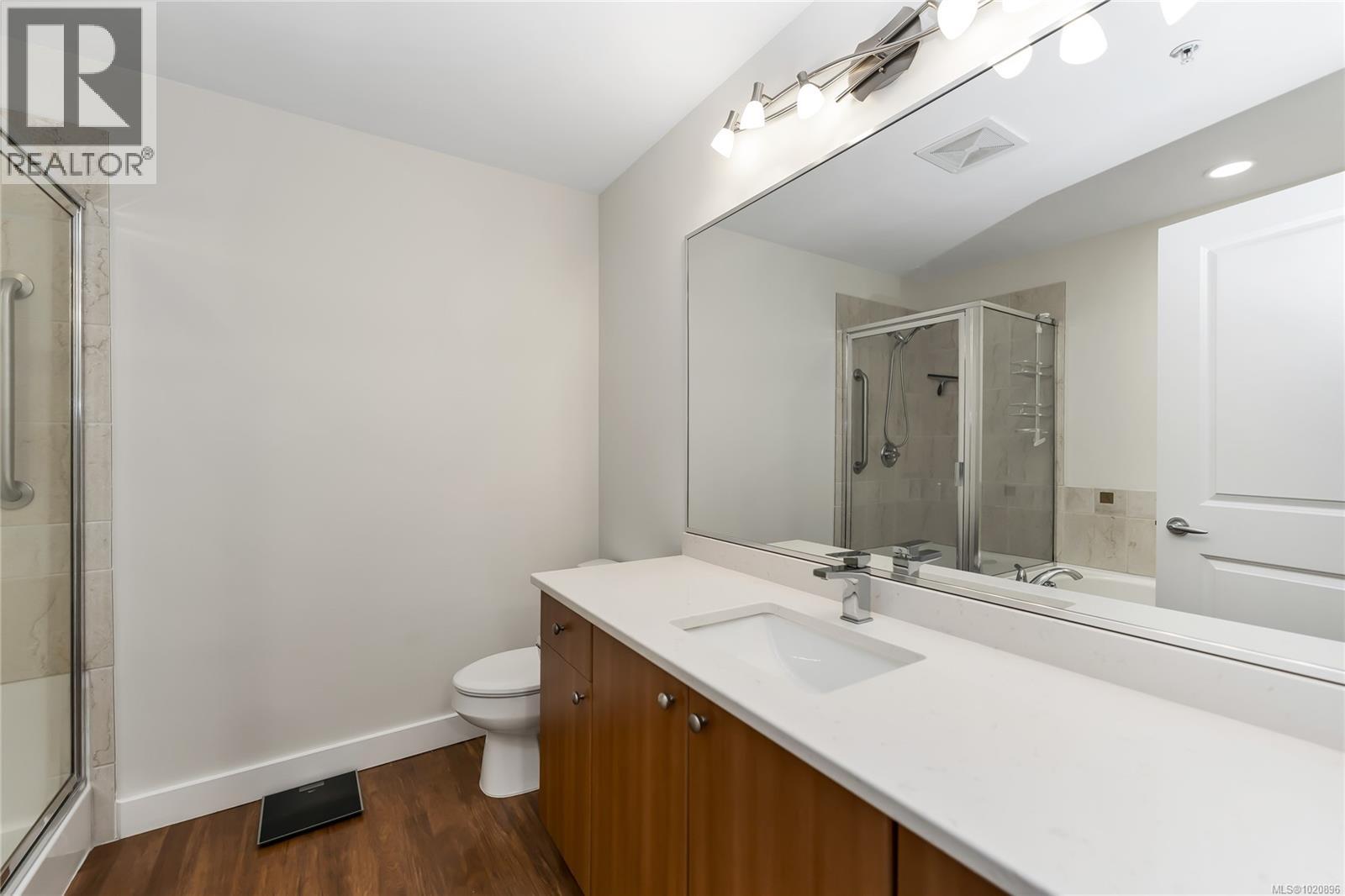 203d 1115 Craigflower Rd, Esquimalt, British Columbia V9A 7R1 - Photo 16 - 1020896