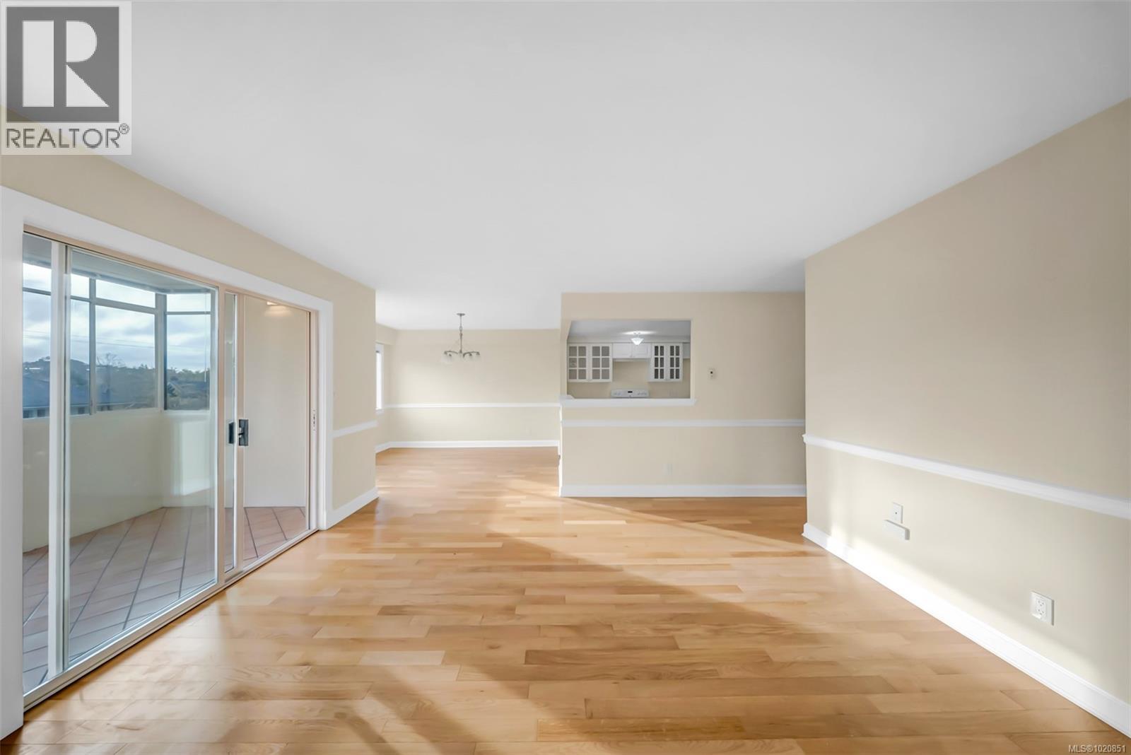 405 420 Linden Ave, Victoria, British Columbia  V8V 4G3 - Photo 8 - 1020851