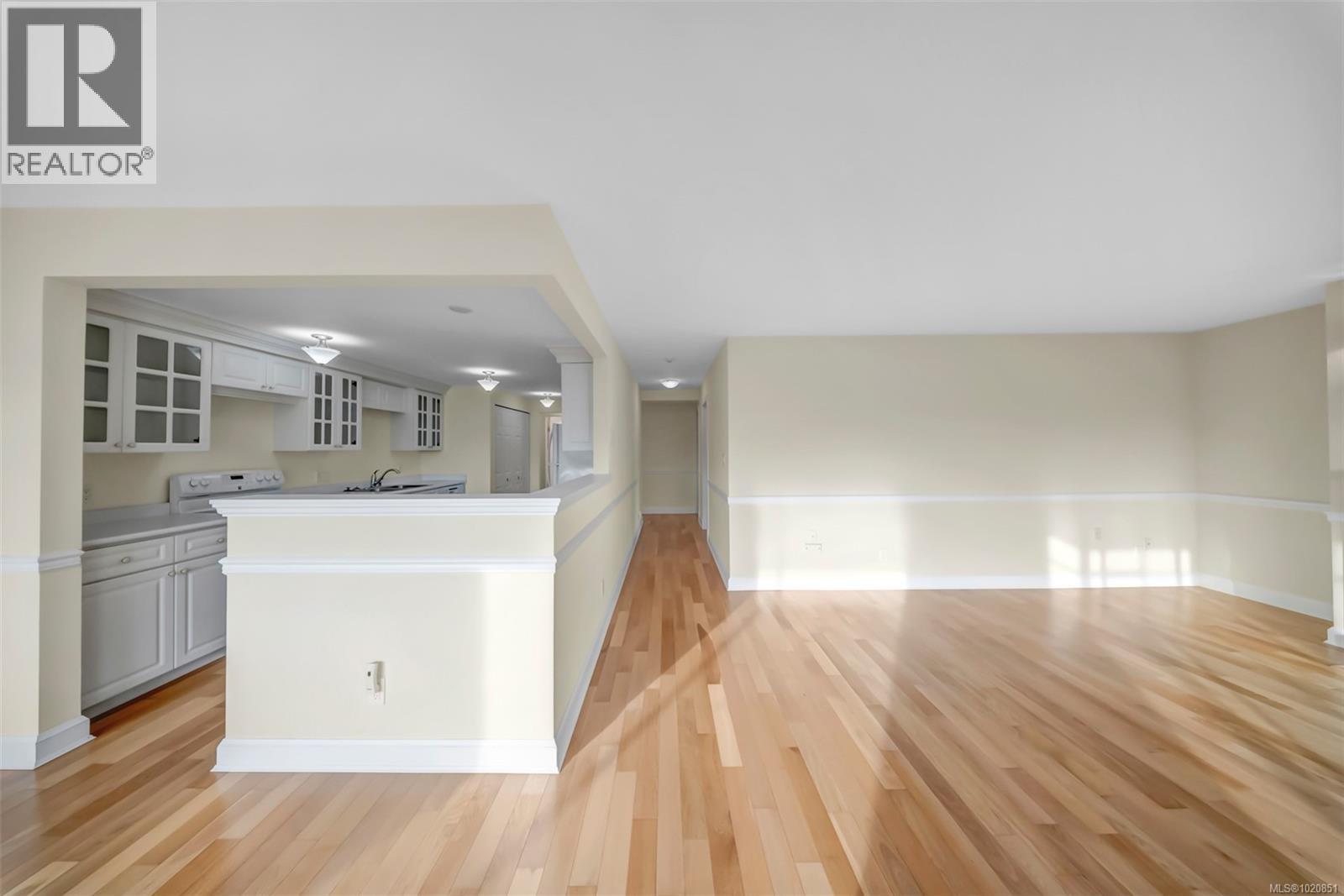 405 420 Linden Ave, Victoria, British Columbia  V8V 4G3 - Photo 9 - 1020851