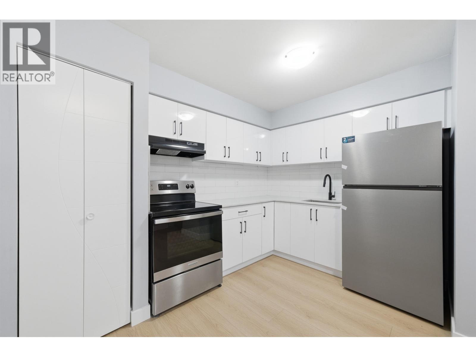 4 310 Highland Way, Port Moody, British Columbia  V3H 3V7 - Photo 8 - R3069199