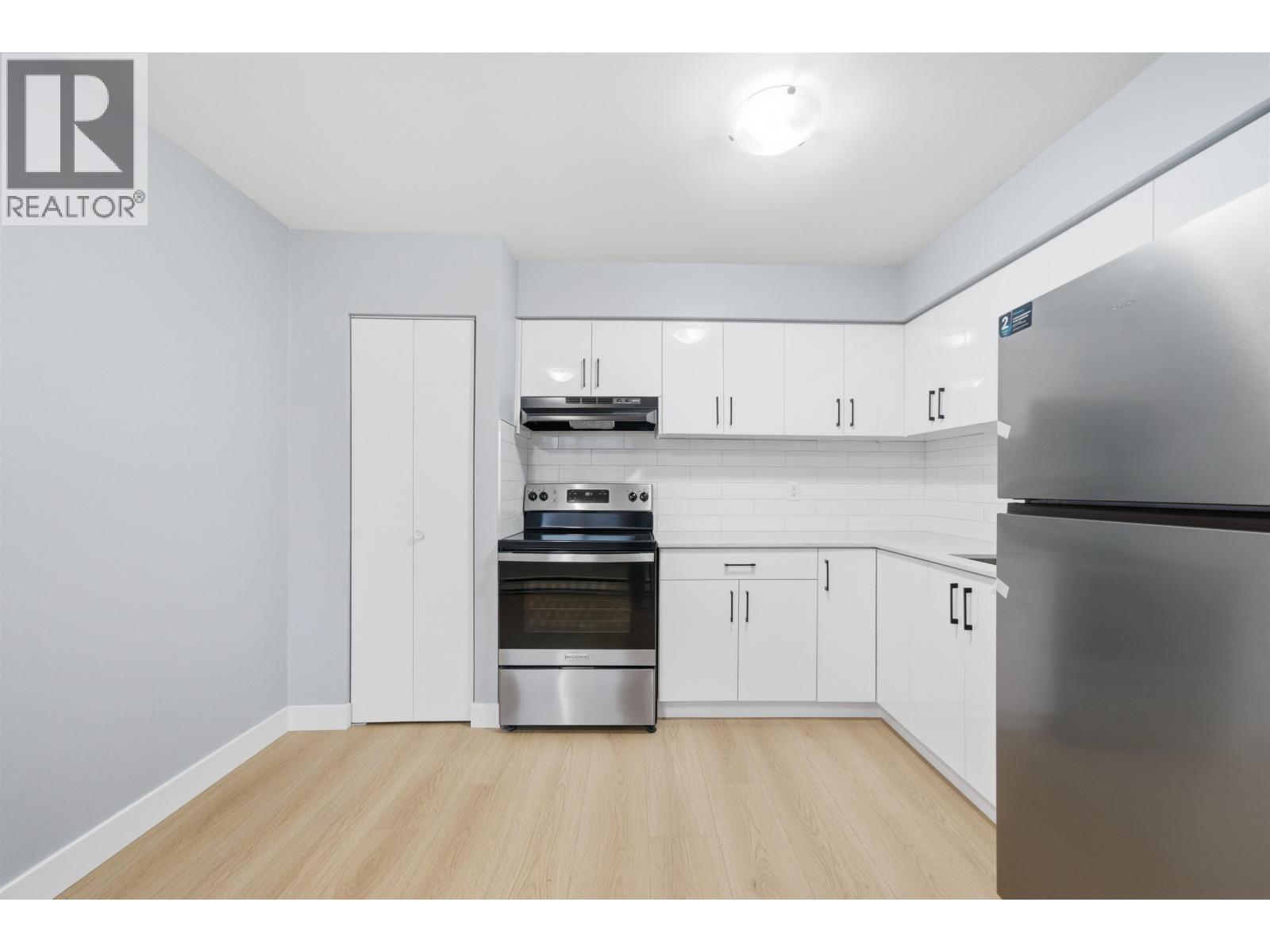 4 310 Highland Way, Port Moody, British Columbia  V3H 3V7 - Photo 9 - R3069199