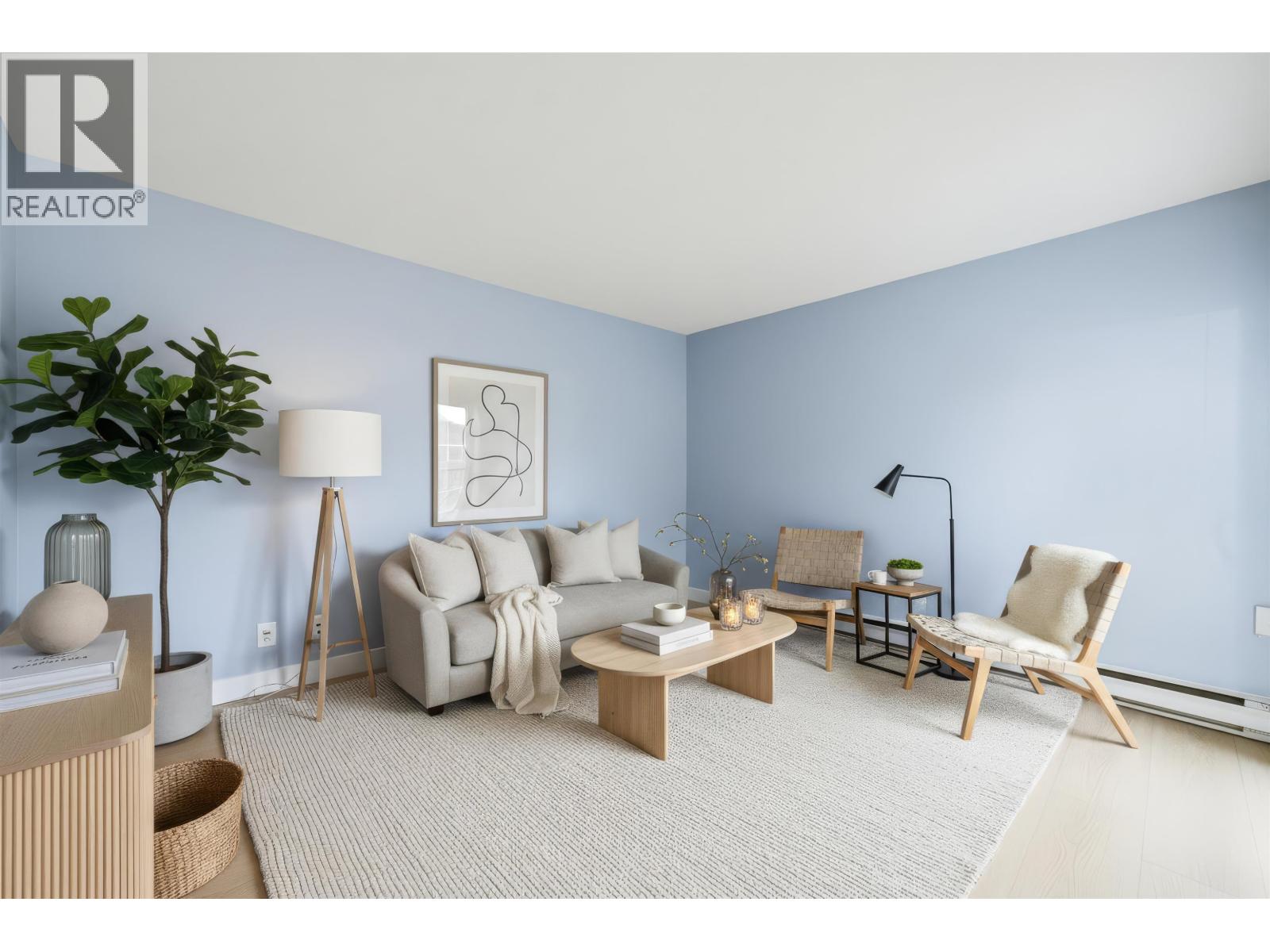 4 310 HIGHLAND WAY, Port Moody, British Columbia