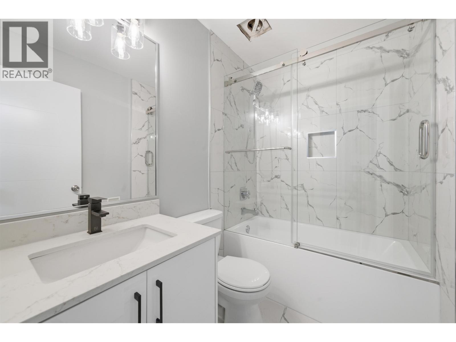 4 310 Highland Way, Port Moody, British Columbia  V3H 3V7 - Photo 15 - R3069199