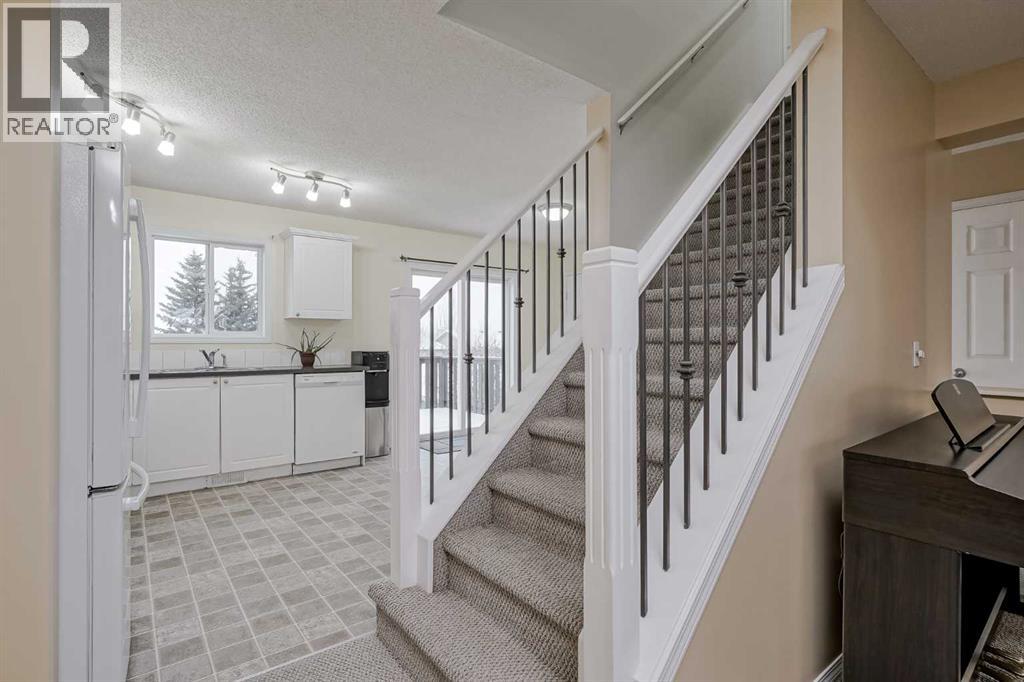 4 Bridleridge Circle Sw, Calgary, Alberta  T2Y 4L2 - Photo 16 - A2267376