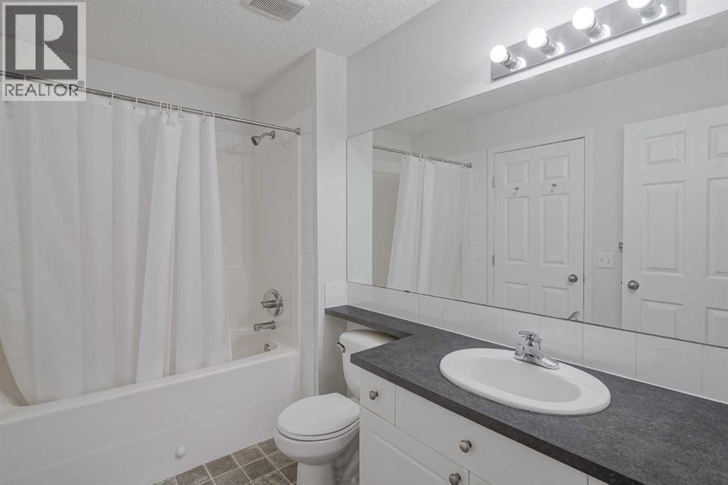 4 Bridleridge Circle Sw, Calgary, Alberta  T2Y 4L2 - Photo 21 - A2267376