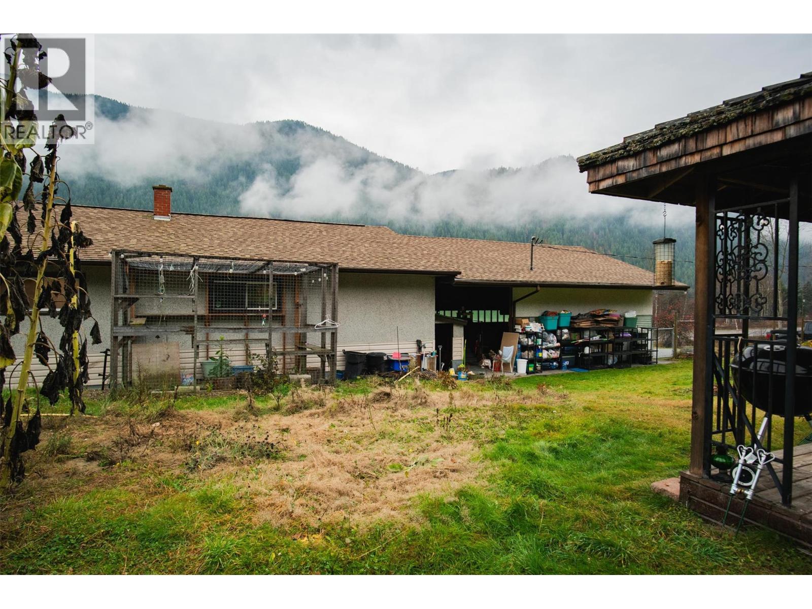 1473 3a Highway, Castlegar, British Columbia  V1N 4M7 - Photo 48 - 10369849