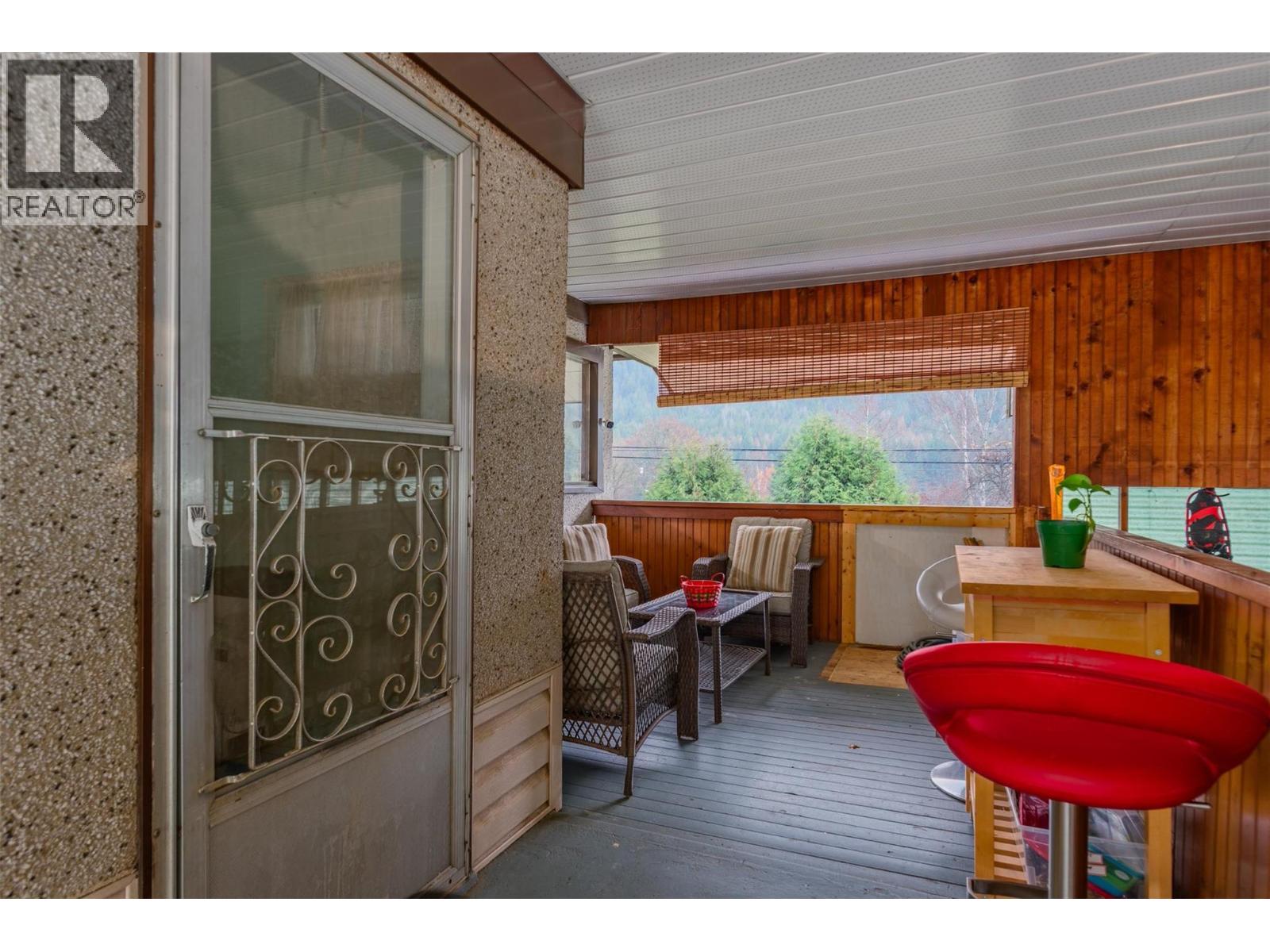 1473 3a Highway, Castlegar, British Columbia  V1N 4M7 - Photo 40 - 10369849