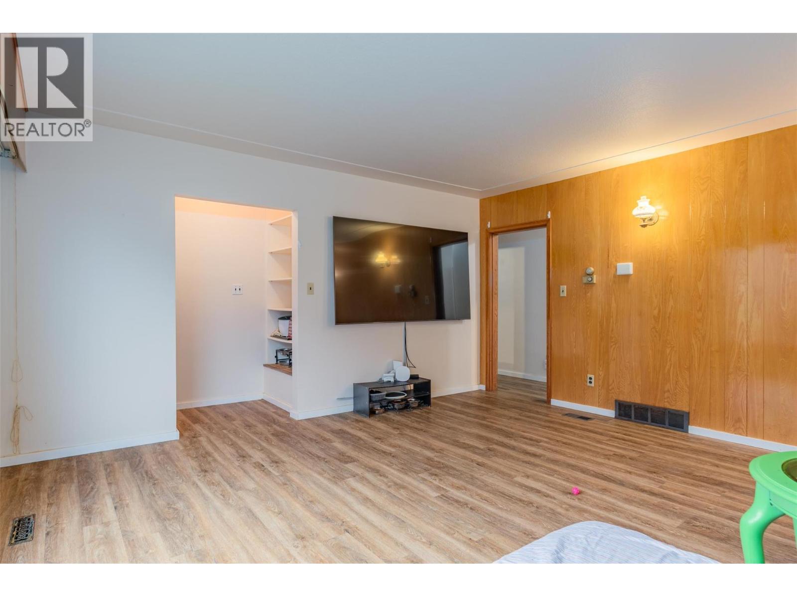 1473 3a Highway, Castlegar, British Columbia  V1N 4M7 - Photo 53 - 10369849