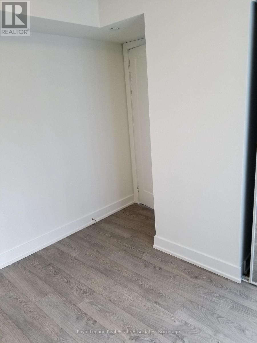 2310 - 7 Mabelle Avenue, Toronto, Ontario  M5T 0C9 - Photo 8 - W12575946