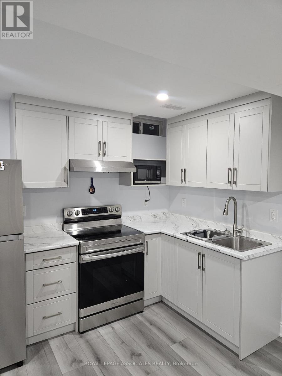 Bsmt - 131 Lloyd Sanderson Drive, Brampton, Ontario  L6Y 0Z8 - Photo 6 - W12575964