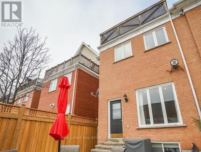 40 Chester Street, Oakville, Ontario  L6H 6G8 - Photo 20 - W12575968