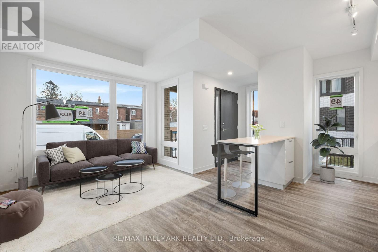 Th1 - 40 Ed Clark Gardens, Toronto, Ontario  M6N 0B5 - Photo 3 - W12575970