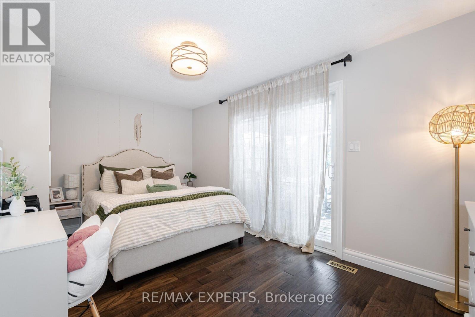 92 Ambleside Drive, Brampton, Ontario  L6Y 1B9 - Photo 19 - W12576018