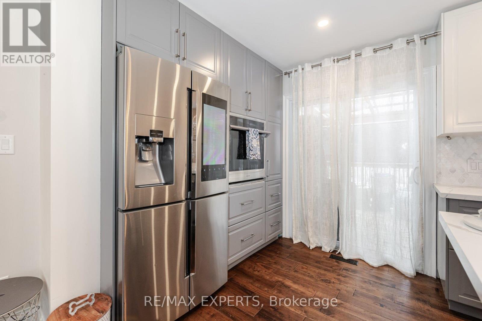 92 Ambleside Drive, Brampton, Ontario  L6Y 1B9 - Photo 33 - W12576018