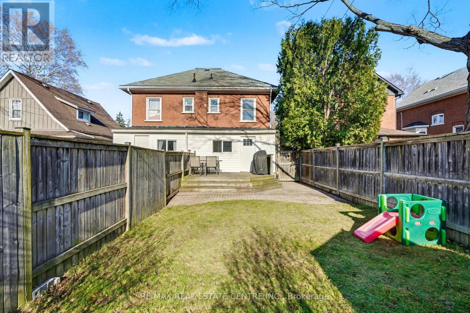 60 Rife Avenue, Cambridge, Ontario  N3C 2G7 - Photo 38 - X12575978