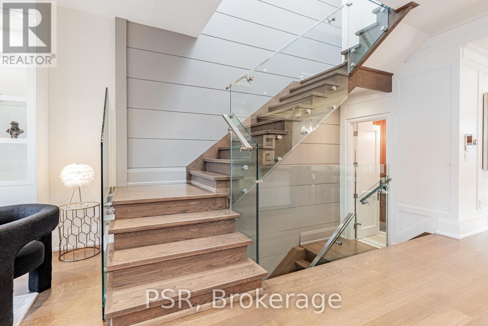 200 Snowdon Avenue, Toronto, Ontario  M4N 2B2 - Photo 9 - C12576038