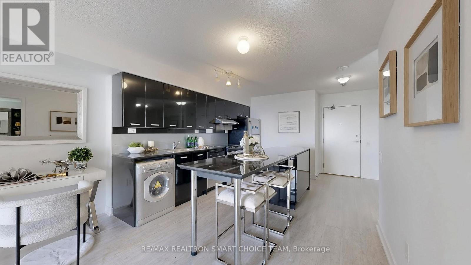 1101b - 19 Singer Court, Toronto, Ontario  M2K 0B2 - Photo 9 - C12576210