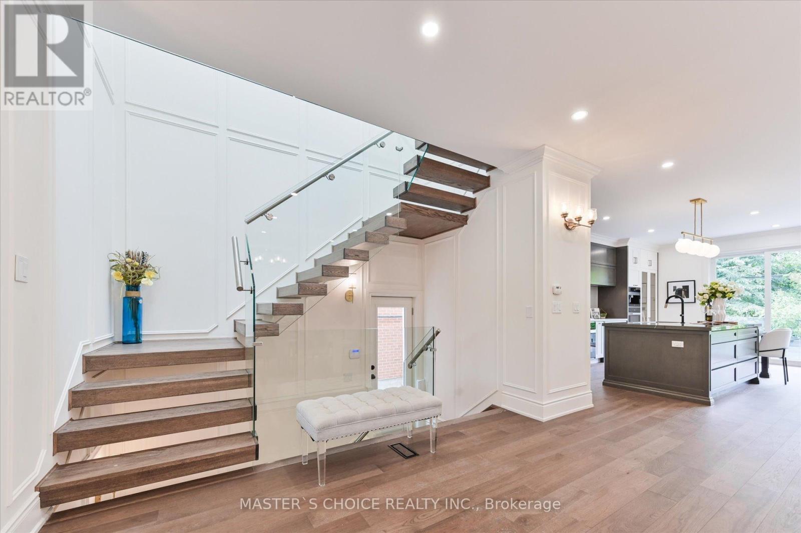 382 St Clements Avenue, Toronto, Ontario  M5N 1M1 - Photo 19 - C12576244