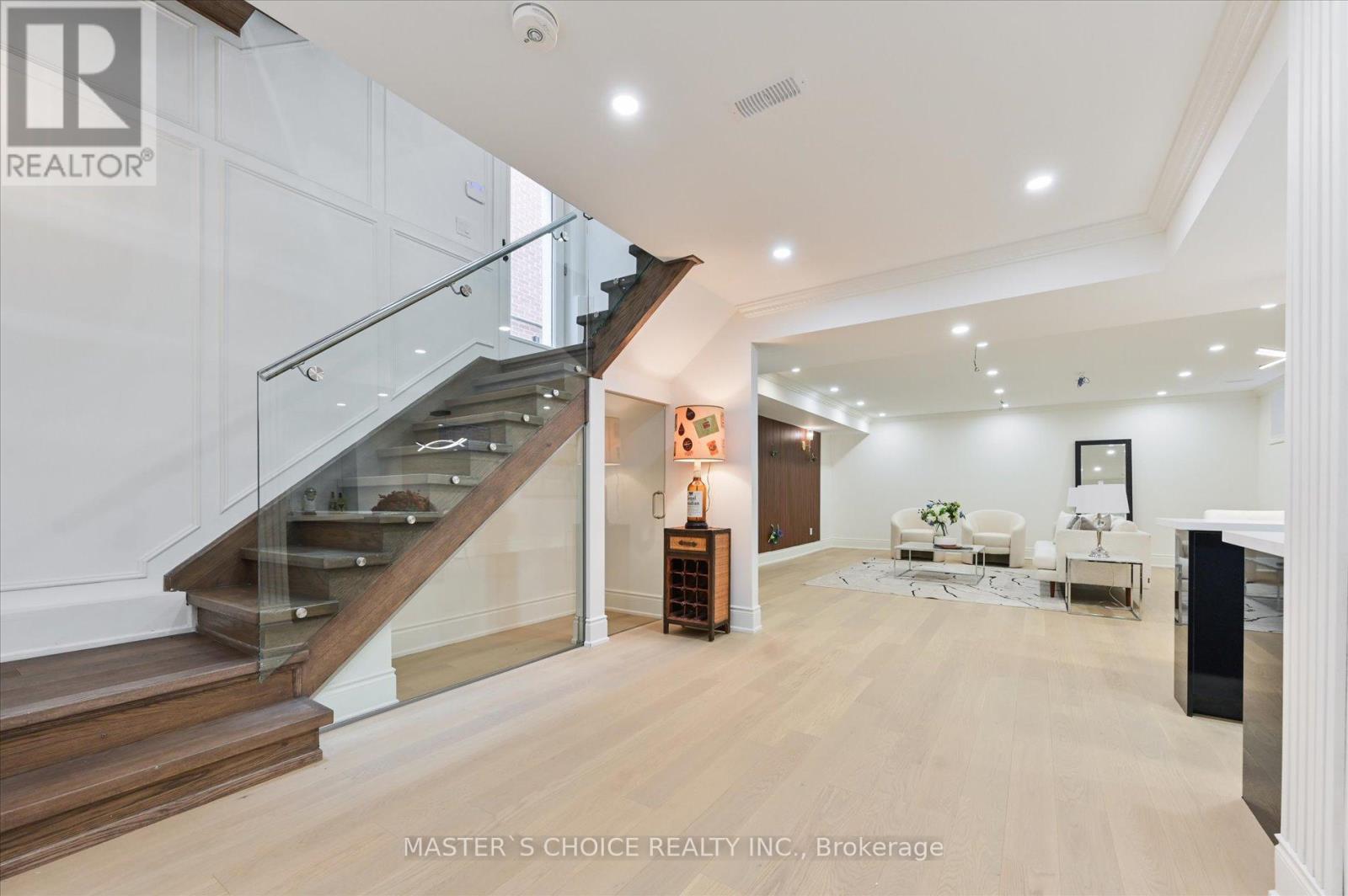 382 St Clements Avenue, Toronto, Ontario  M5N 1M1 - Photo 34 - C12576244