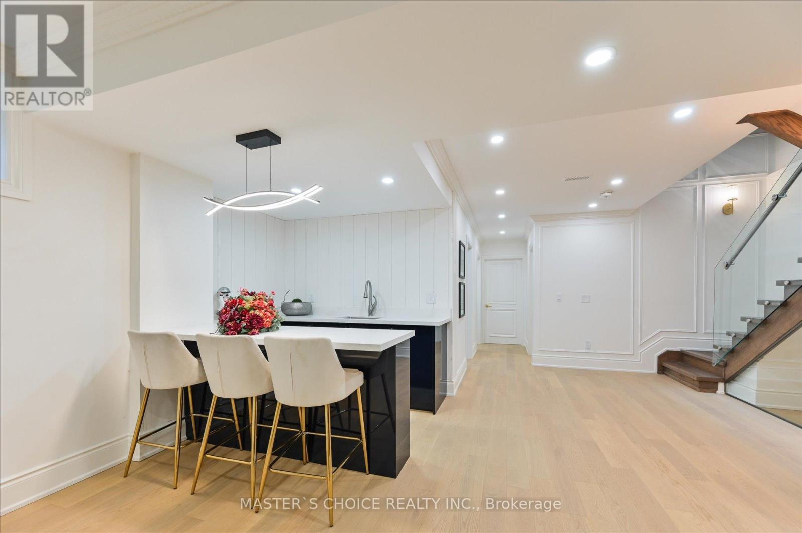 382 St Clements Avenue, Toronto, Ontario  M5N 1M1 - Photo 37 - C12576244