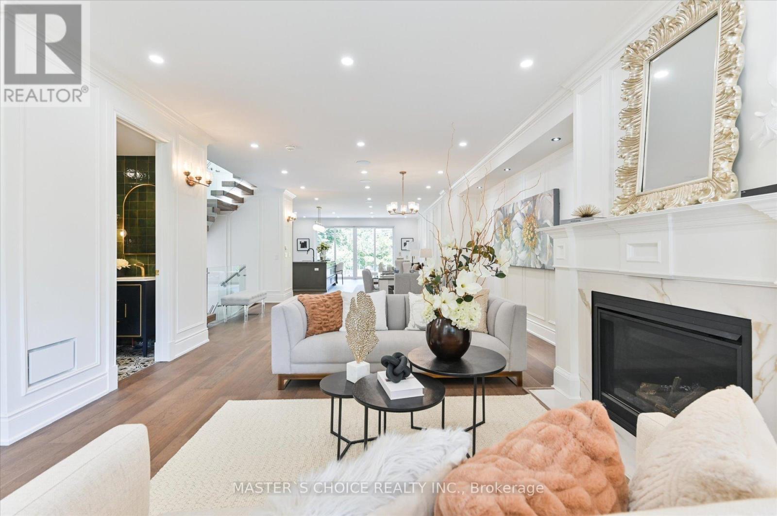 382 St Clements Avenue, Toronto, Ontario  M5N 1M1 - Photo 7 - C12576244