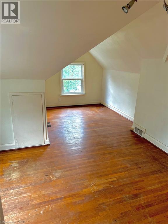 147 Cline Avenue S, Hamilton, Ontario  L8S 1X3 - Photo 10 - 40773468