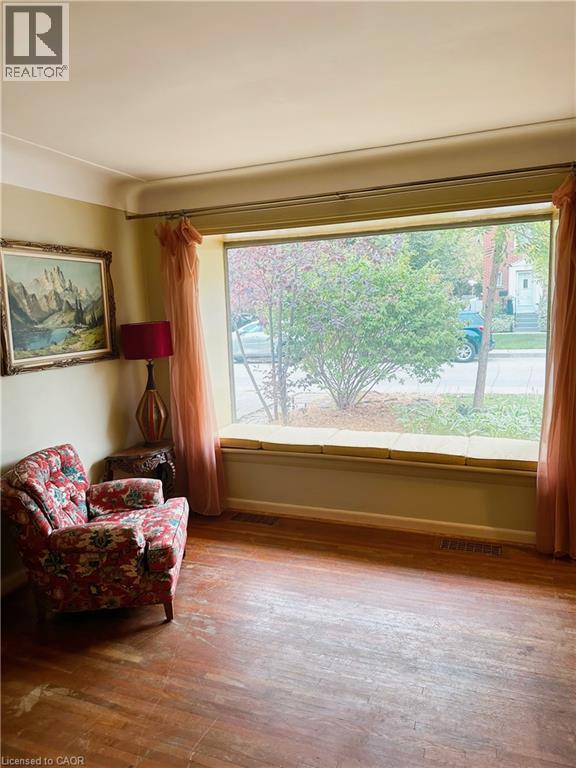 147 Cline Avenue S, Hamilton, Ontario  L8S 1X3 - Photo 5 - 40773468