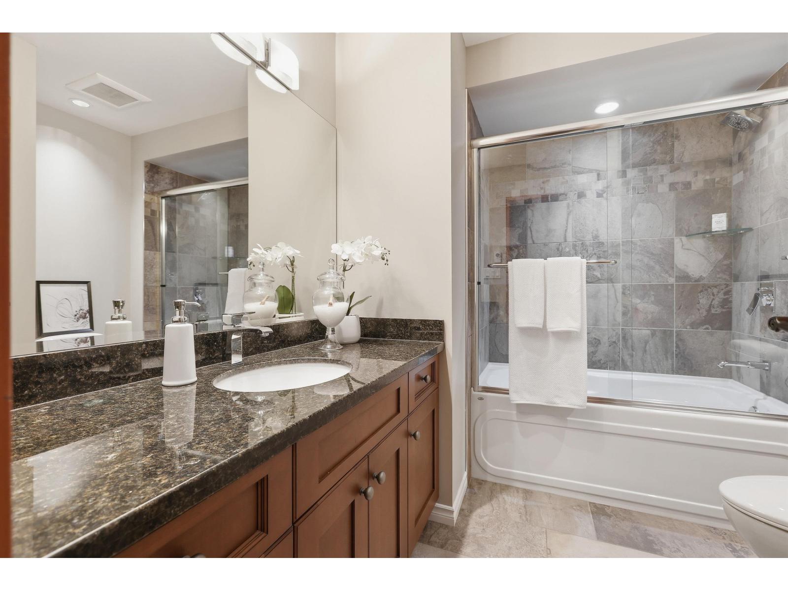 8953 Nelson View, Delta, British Columbia  V4C 7V5 - Photo 13 - R3069459