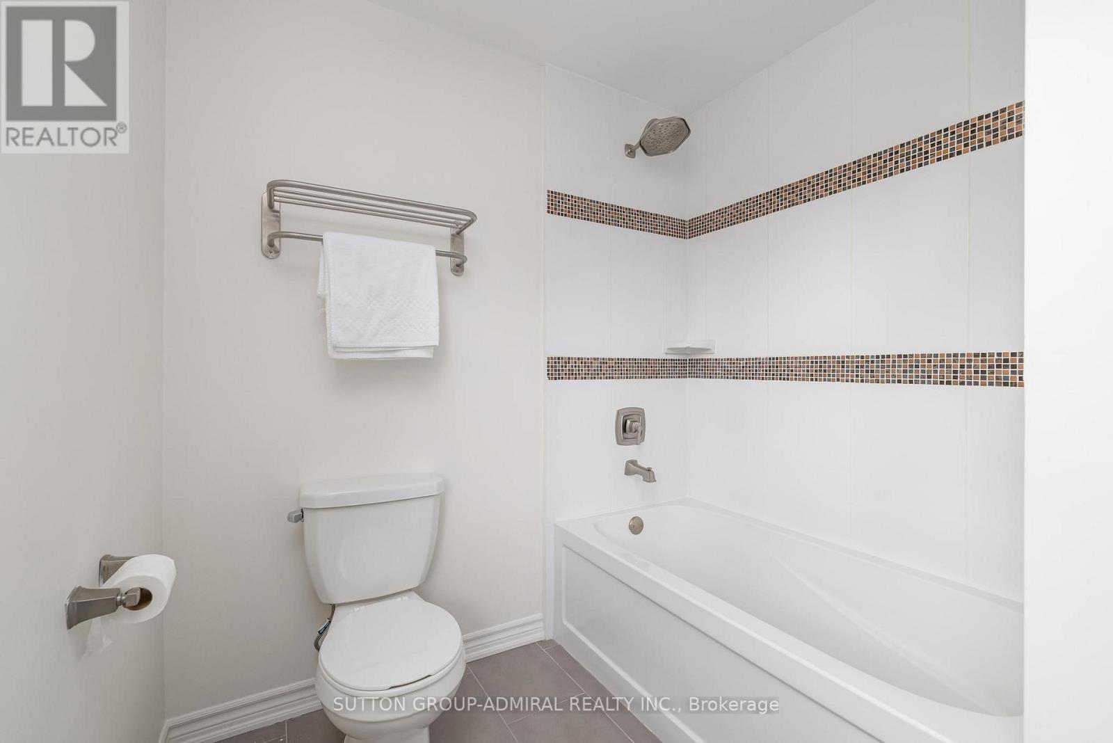 22 Cobblestone Drive, Markham, Ontario  L3T 4E4 - Photo 31 - N12554226