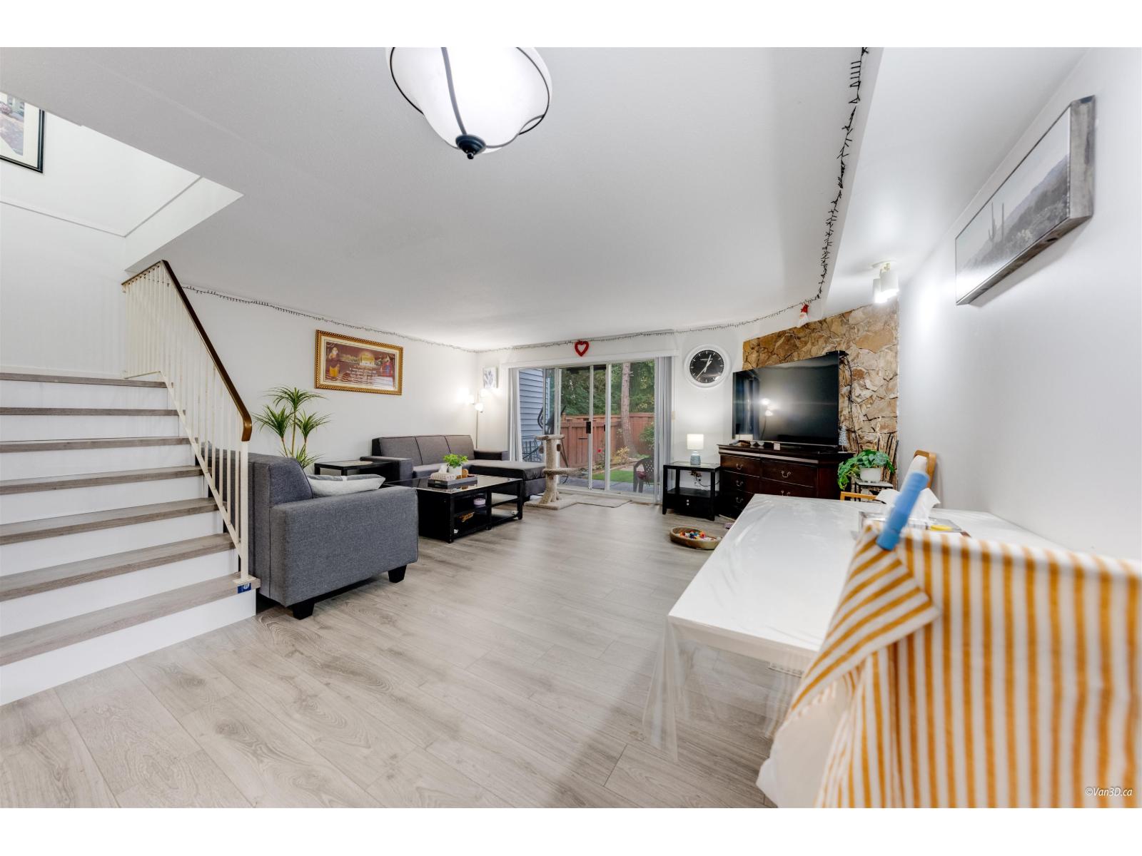 10 7540 138 Street, Surrey, British Columbia  V3W 9M5 - Photo 2 - R3069831