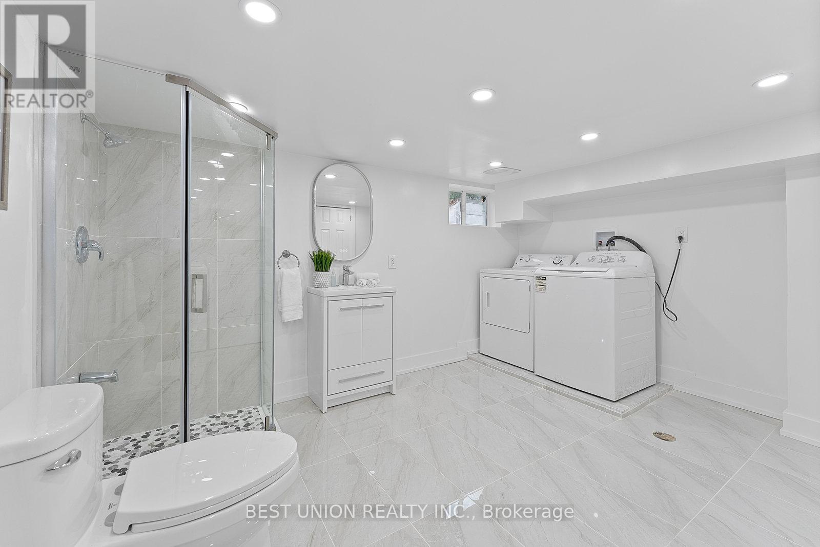 898 Greenwood Avenue, Toronto, Ontario  M4J 4B8 - Photo 28 - E12576088